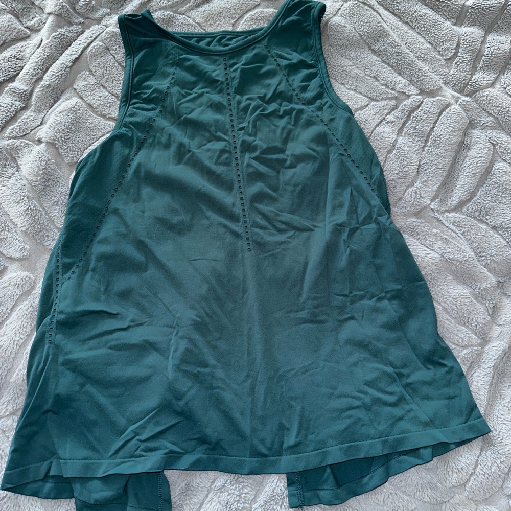 Athleta loose fit tank top